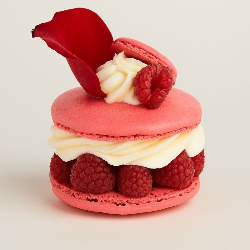 Rose Macaron